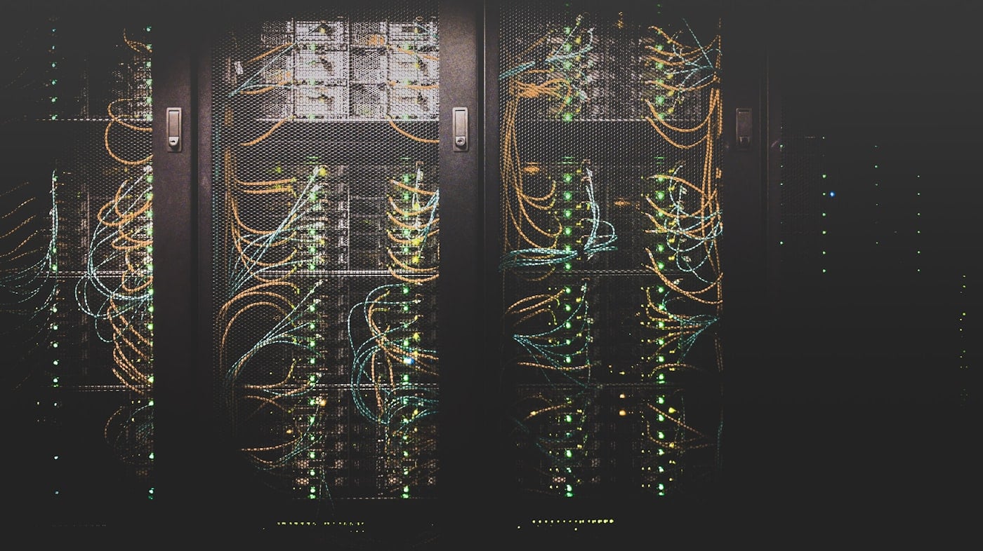Data center networking infrastructure used for IP geolocation lookups